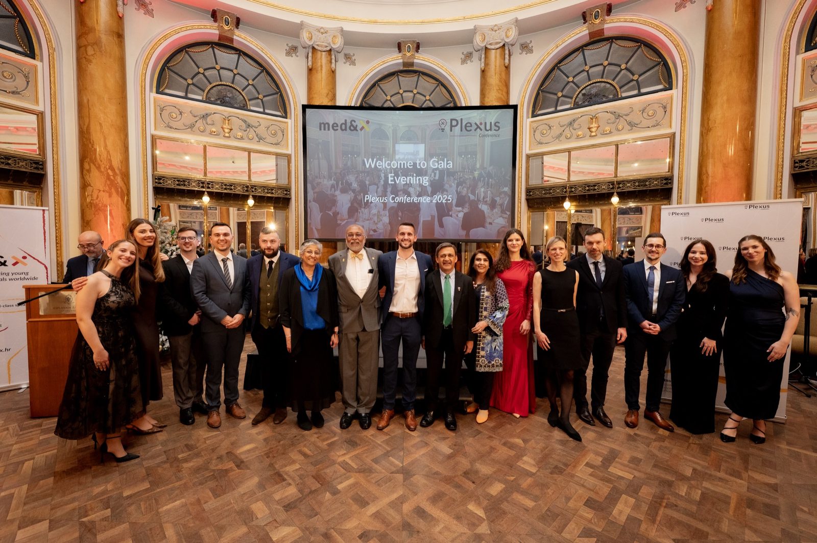 Senior biomedical leaders gathered at a Med and X evening